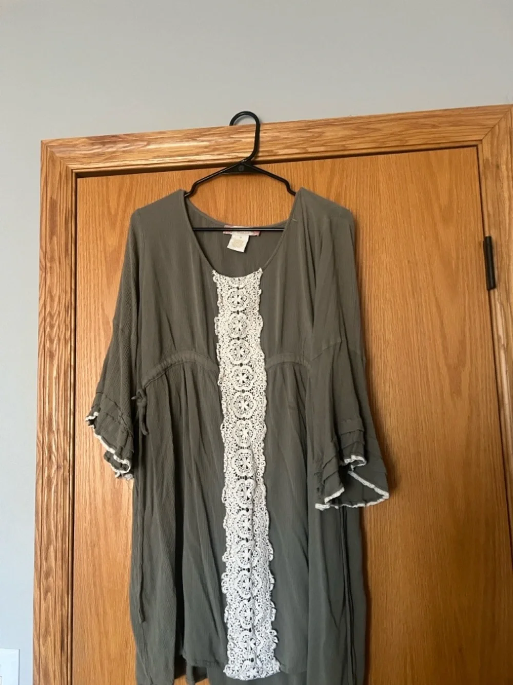 Flying tomato boho top - Picture 2 of 4